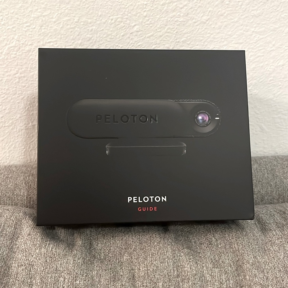 SALE🤍 PELOTON GUIDE WITH BOX 🤍